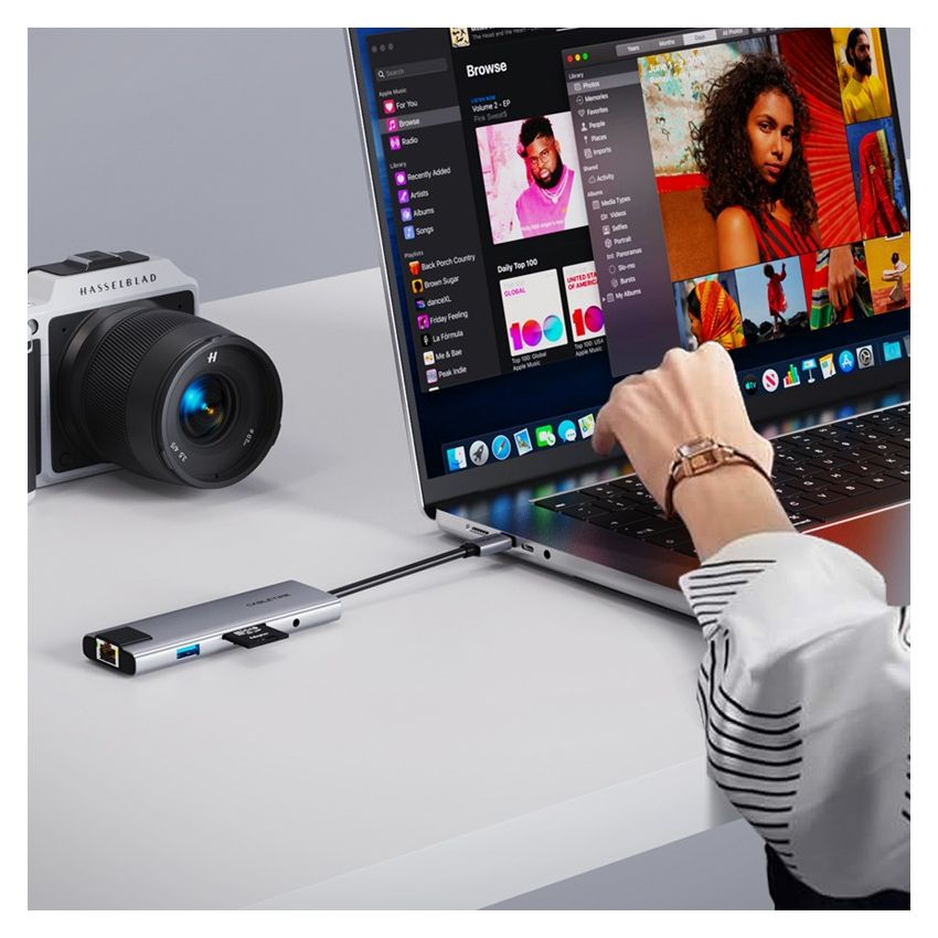 9In1 USB-C Hub with 4K HDMI Charging Ethernet Audio Jack